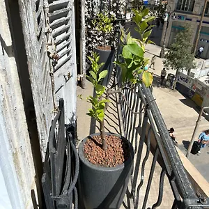 Apartment Historique Vieux Port, Marseilles