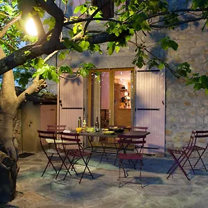 le-figuier-saint-andeol-de-berg.hotels-rhonealpes.com/